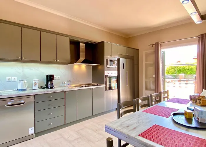 Plastiras With Private Pool וילה סידריון